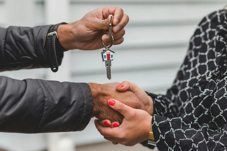 Your Affordable Housing Advocate: How a Real Estate Agent Helps You Find Value Your Affordable Housing Advocate: How a Real Estate Agent Helps You Find Value